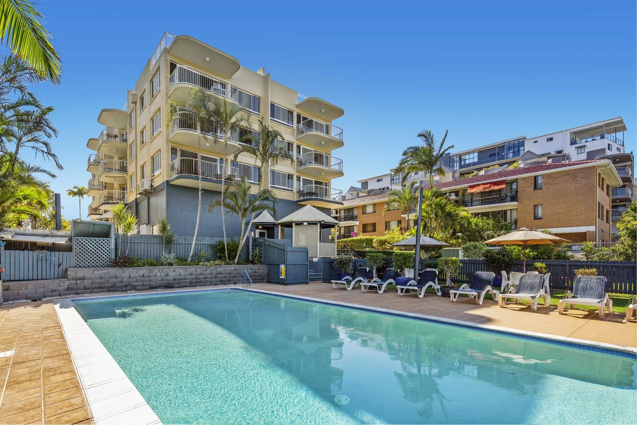 Cheltenham Apartments Caloundra Exterior photo