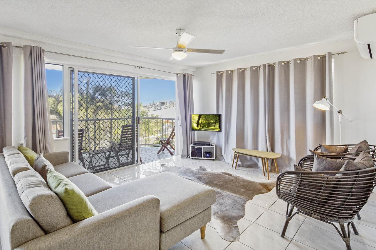 Cheltenham Apartments Caloundra Exterior photo