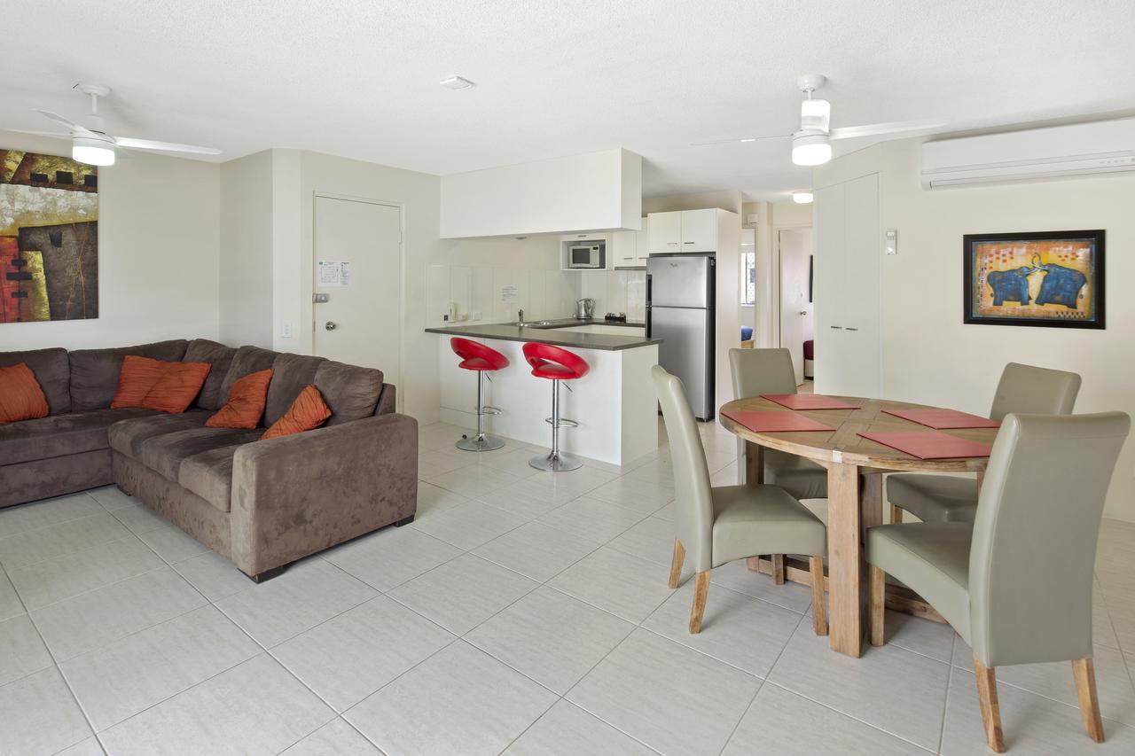 Cheltenham Apartments Caloundra Exterior photo