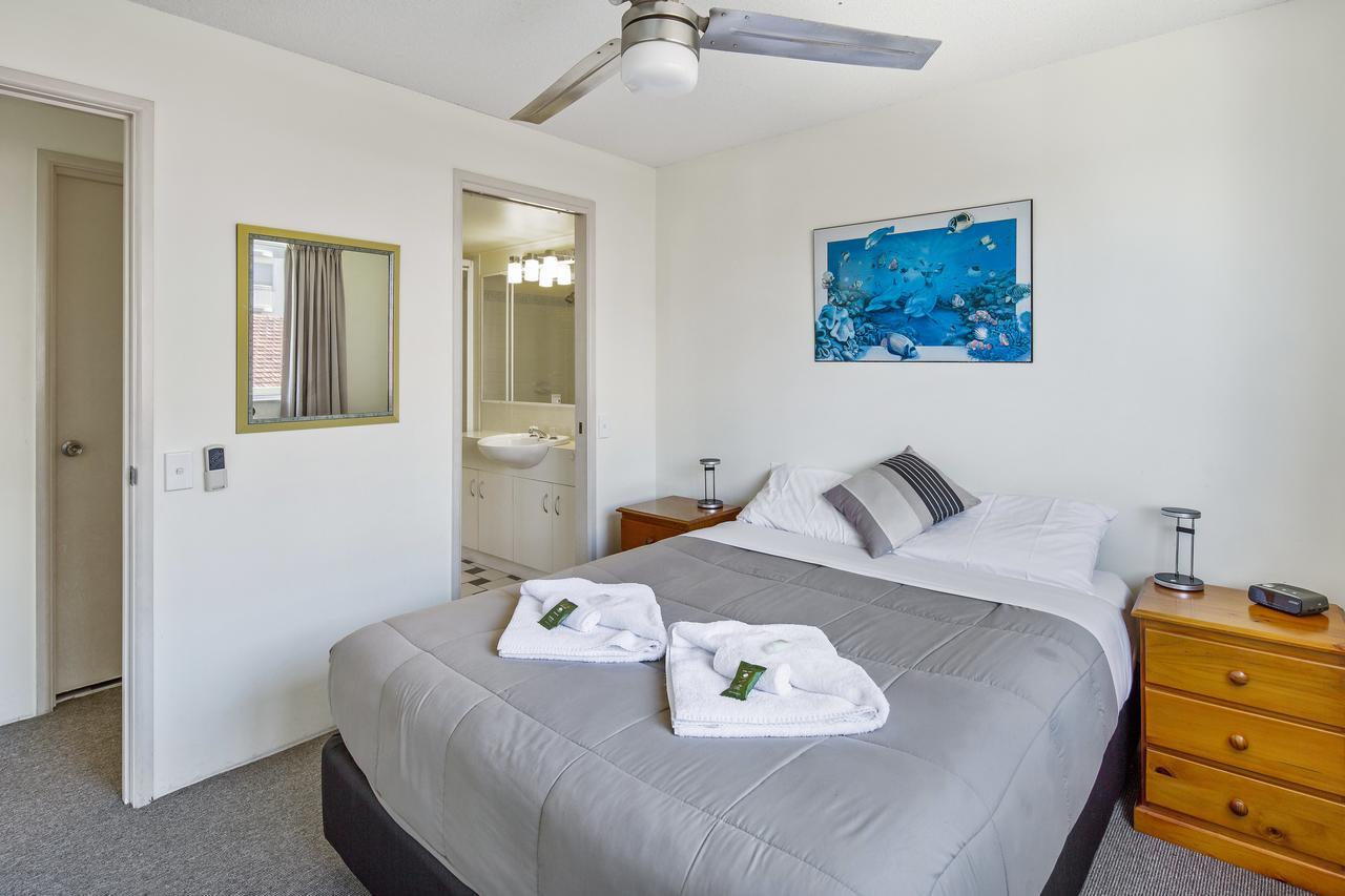 Cheltenham Apartments Caloundra Exterior photo