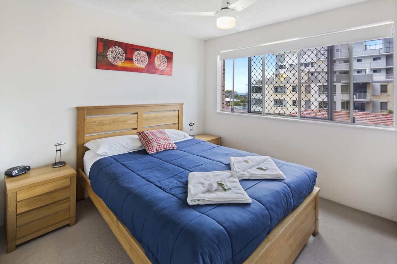 Cheltenham Apartments Caloundra Exterior photo