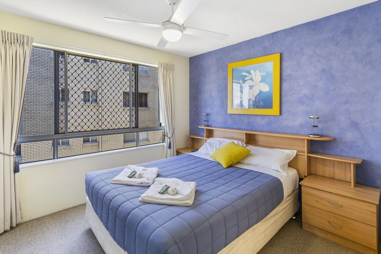 Cheltenham Apartments Caloundra Exterior photo