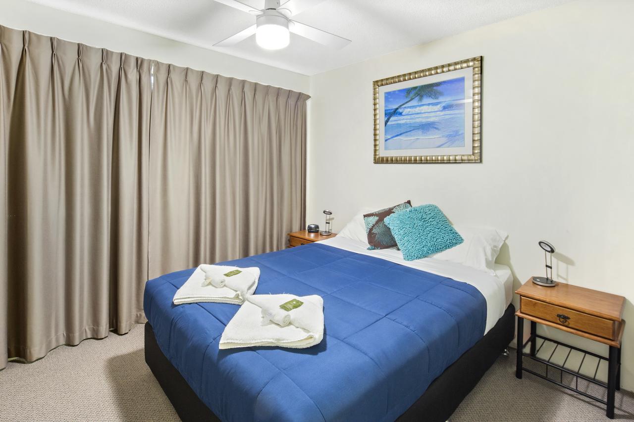 Cheltenham Apartments Caloundra Exterior photo