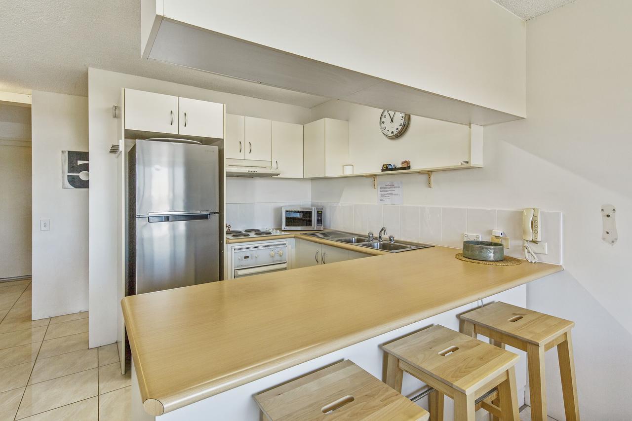 Cheltenham Apartments Caloundra Exterior photo