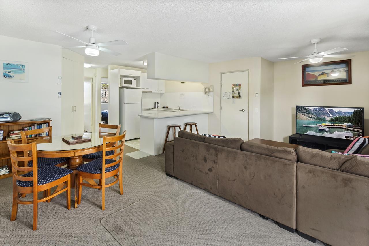 Cheltenham Apartments Caloundra Exterior photo