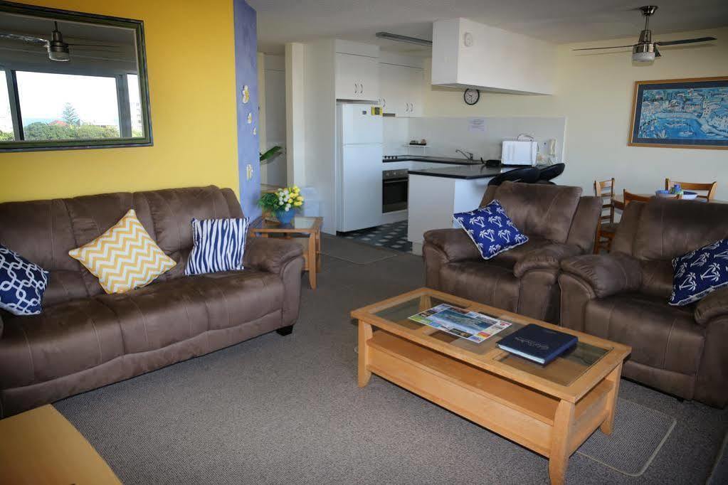 Cheltenham Apartments Caloundra Exterior photo